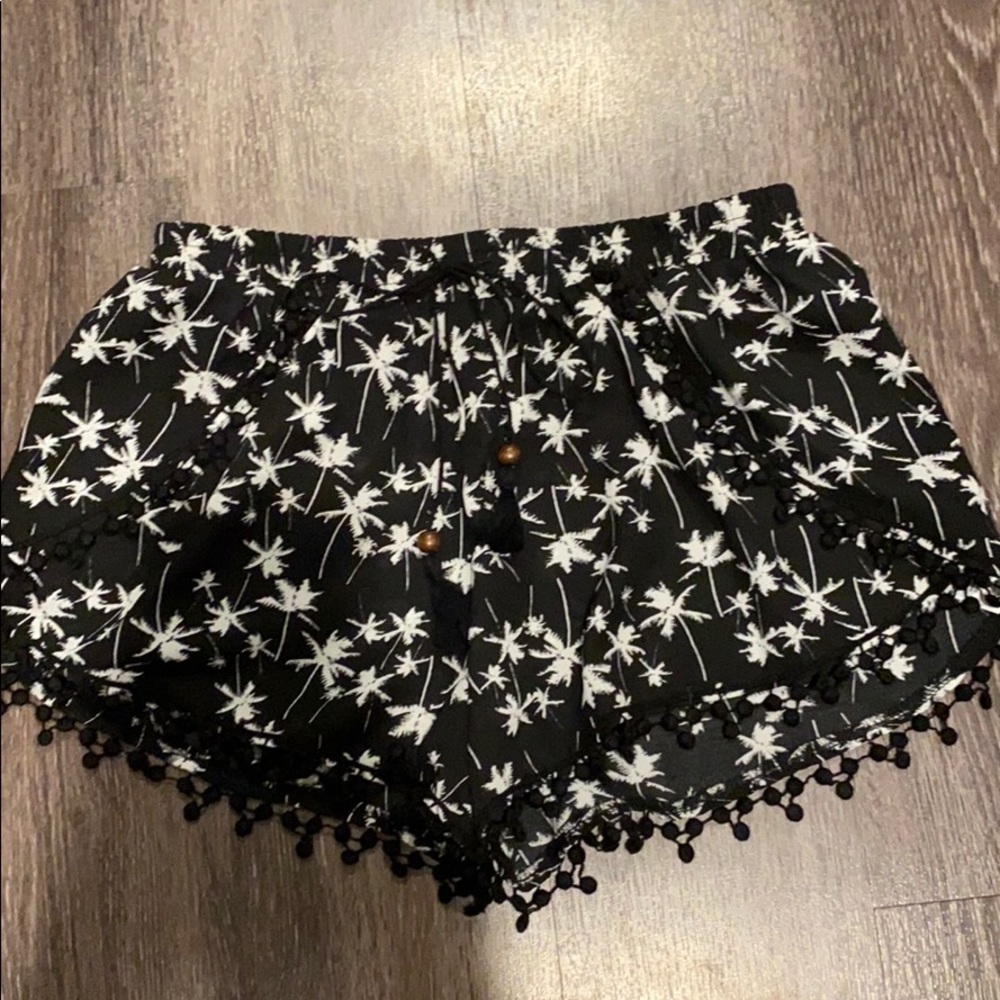 Xhilaration Summer Shorts (size S)